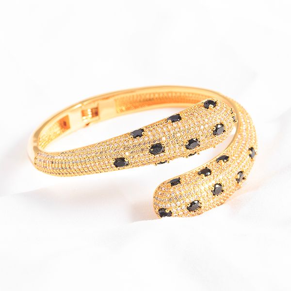 Oro plata tornillo brazalete abierto pulseras para mujeres hombres encanto infinito brazalete pulseras Diseñador de lujo joyería Fiesta de moda Navidad Regalos de boda Cumpleaños negro
