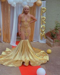 Robes de cérémonie de bal scintillantes de sirène longue dorée scintillante pour fille noire 2024 cristal de diamant de luxe voir à travers la robe de gala de soirée
