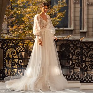 Robes de mariée en tulle pailleté pulvérisé d'or avec manches longues évêque fleur dentelle illusion corsage robe de mariée pour mariée bouton robe de mariée femme