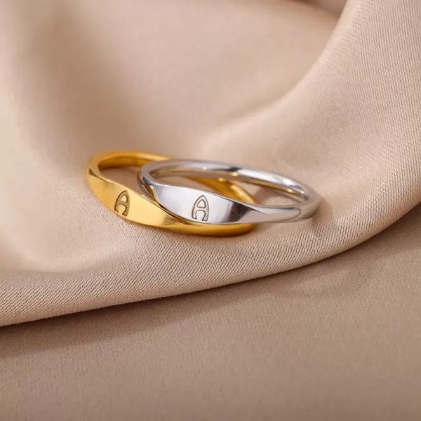 Gold Tiny Initial Letter Anneaux pour les femmes Fi A-Z Lettre Finger Stainl Steel Anneau esthétique Bijoux de mariage Bijoux Femme I2Q0 #