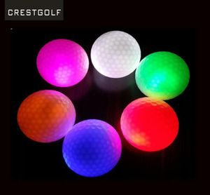 GOLDBALL Pelotas de golf nocturnas que golpean una pelota de golf con brillo ultrabrillante Pelota LED Pelotas de práctica de golf de dos capas 4632065