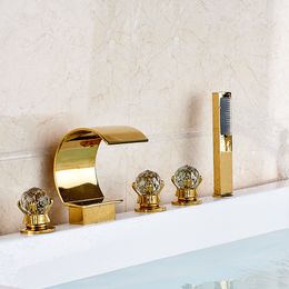 Baignoire dorée robinet cascade de baignoire répandue mélangeur de baignoire à robinet de pont monté sur palette de baignoire