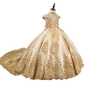Robe de fille de fleur perlée dorée 2024 pour mariage longue robe d'anniversaire de concours sans manches en dentelle appliques robes de sainte communion pour les enfants