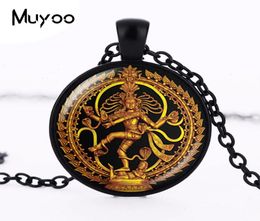 Collar de Buda de Oro Danza de la Destrucción Lord Shiva Joya de vidrio colgante de la deidad hindú Amuleta espiritual Hz12462154