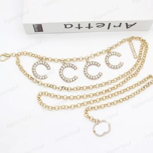 Chaînes dorées ceintures pour femmes designer liens liens de la ceinture argentée accessoires de lettre de luxe Girls Diamond Pearl chaîne ceintures 216k