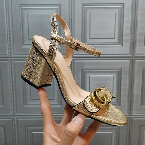 Golden Célèbres marques d'été femmes Keira sandales chaussures sandales à talons hauts en cuir verni noir dame gladiateur Sandalias fête robe de mariée chaussures sandal designer