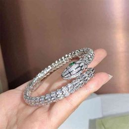 Pulsera dorada con diseño de serpiente para mujer, brazalete con personalidad, tendencia de moda, regalo de fiesta de baile brillante, 210918301m