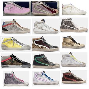 Zapatos casuales dorados de marca de lujo Zapatillas altas con estrella de diapositivas medias Hombres/Mujeres Do-old Dirty Mixed Suede Sports Star Botas altas Zapatillas de deporte con tachuelas de cuero de media caña