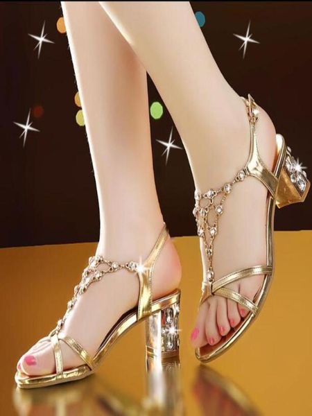 Zapatos de boda con tacón de gatito dorado, sandalias con tacones gruesos y punta abierta, zapatos de novia de moda con diamantes de imitación de estilo coreano 9246518