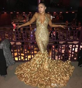 Golden Lace Mermaid Long Prom Dresses Halter Sequins Applique D Floral Sweep Train Formele feestavond Slijtage jurken ba