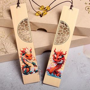Golden Phoebe All Things sucede Dragon Bookmark Creativity The Year of Loong Cartoon Drawing Hand Gift