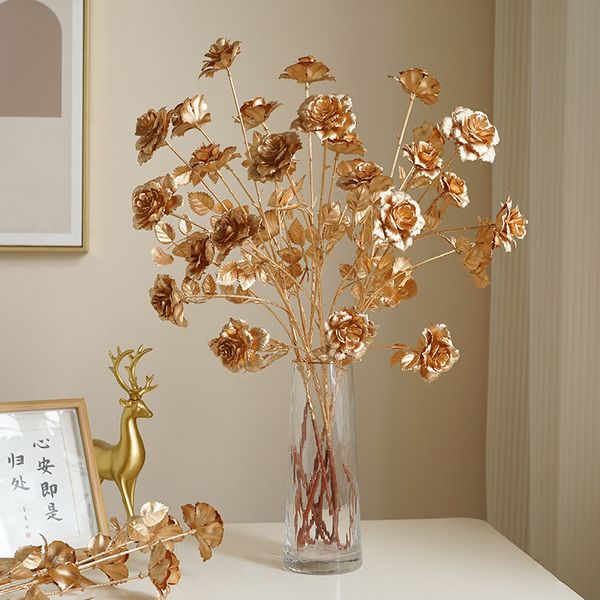 Golden Series Palm Ginkgo Eucalyptus Feuille artificielle Rose Hortensia Hortensia Arrangement de fleurs de mariage Accessoires de Noël à la maison décor