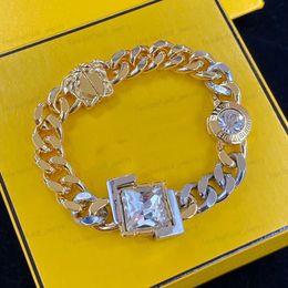 gouden/zilveren 2 kleuren patchwork Cubaanse armband, gegraveerde portretknop en geometrische cirkelvierkant Embed Crystal Alphabet, modeontwerperarmband, cadeau
