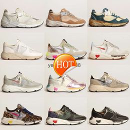 Golden Italy Brand Designer Sneaker Running Sole Baskets Dad-Star Classique Blanc Do-Old Sequin Dirty Designer Superstar Homme Femmes Baskets Chaussures de randonnée