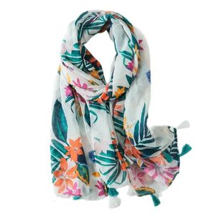 Golexury Summer Beach Scharpes Viscose Châle Tropical Imprime Robe Top Scarf de feuille verte pour femmes Ladies Hijab 240429