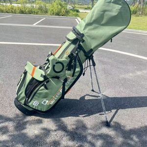 Golftassen Lichtgroene Stand Bags Ultralicht, mat, waterdicht Neem contact met ons op om foto's met LOGO te bekijken