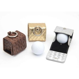 Sacs de golf Sac de balle portable Mini léger résistant à l'eau en cuir carré taille pack support de mallette de rangement 231023