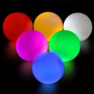 Golfballen gloeien in de donkere golfballen Led Light Up Glow Golf Ball voor nachtsport super helder kleurrijk en duurzaam 230325