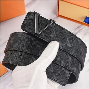 Cinturones de golf para hombres Diseñador para hombre Moda para mujer Cuero genuino Masculino Hebilla lisa Mujer Hombre Cinturón de cuero Ancho 38c louisely vuttonly Crossbody viutonly vittonly