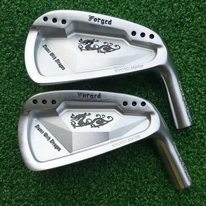 Les clubs de golf dansent avec du dragon en fer doux en fer forgé ensemble 3 4 5 6 7 8 9 P 8pcs R / s Arbre en acier / graphite flex