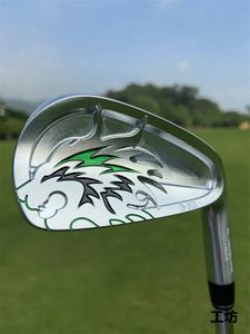 Clubs de golf Nouveaux fers de golf Emillid Bahama EB901 Irons Silver / Green (4 5 6 7 8 9 P) 7pcs avec arbre en acier / graphite avec couvertures