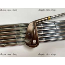 Clubs de golf Top Quality 24SS Designer pour hommes set en fer bronze fungé fers mtg itobori clubs de golf 4-9p / graphite / arbre en acier avec couvercle de tête 847