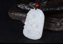 Good Hotan White Wek-Jin Dragon Bead (Charm). Handmatige sculptuur ketting hanger