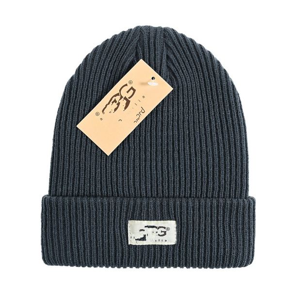 Chapeau tricoté de bonne qualité pour hommes et femmes, casquette en laine de qualité, chaude, à la mode, cent prises, Ins, nouveau Design rouge Net af2