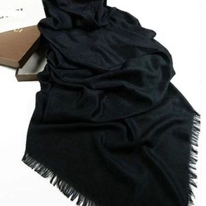 Bon foulard pour femmes motif de lettres de la soie concepteur de laine épaisse écharpes chaudes taille 140x140cm 2887