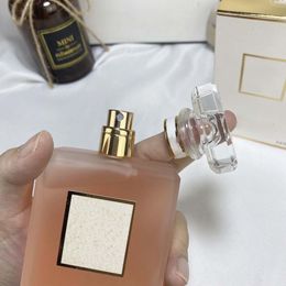 Goede geur EDP Keulen Floral Notes Parfum Intense 100ml vrouw Mist Spray Geur snelle levering