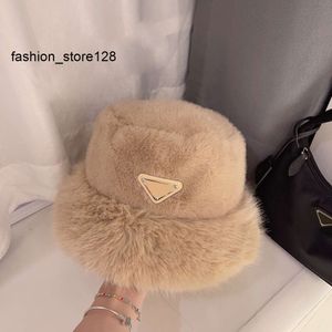 good Women's Autumn and Winter Rabbit Hair Insulation Designer bucket hat Couple cap Home Outdoor Luxury Triangle Letter Printing casquette