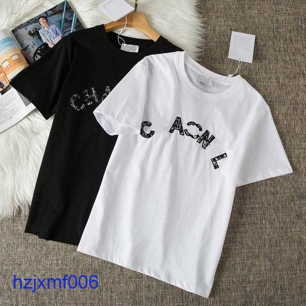 Goqy Hommes T-shirts 2023 Femmes Tshirt Marque Designer Vêtements Marques de luxe françaises T-shirt Deux C Lettre Imprimer Col rond Manches courtes Noir Blanc Mode Hommes