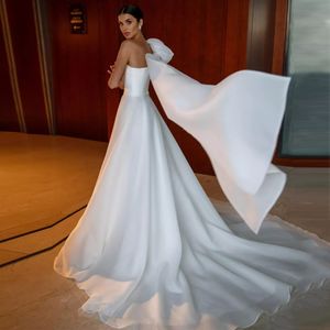 Prachtige een lijn organza trouwjurk 2021 Eén schouder Big Bow Ruched Long Trein Custom Bridal Jurken Plus Size Vestido de Mariage