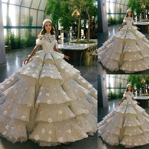 Magnifique robe de bal robes de mariée col haut manches longues robes de mariée paillettes 3D appliques niveaux balayage train princesse robes de mariage sur mesure