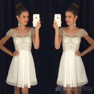 Prachtige Kralen Ivory Homecoming Jurken Chiffon Ronde Neck Short Capped Sleeves Boven Knielengte Cocktail Party Toga Formele Prom Draag