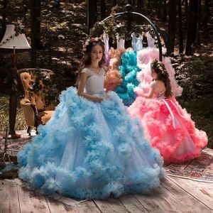 Magnifique robes de fleurs bleues Collier appliquée perlé longues tutu rèches Ruffle Sweeted Train Birthday Girl Girl Party Communion Pageant Gow Vestitidos 403