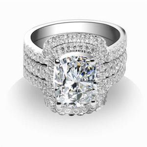 Prachtige Cushion Cut Ringen Set 925 Sterling Zilveren Ringen Wit Goud Kleur 2CT Synthetische Diamanten Ringen Set Vrouwen Wedding Bands246M
