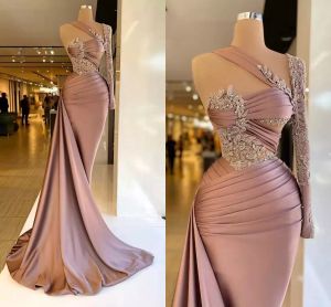 Prachtig elegant prom -jurken enkele lange mouw Appliques Mermaid Long Train Vrouwen avond optocht jurken plus maat op maat gemaakt