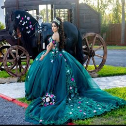 Magnifiques robes De Quinceanera vert émeraude avec des fleurs colorées fleurs douce 16 robe princesse robes De Xv Mexicanos Charro robes De 15 Quinceanera 2024