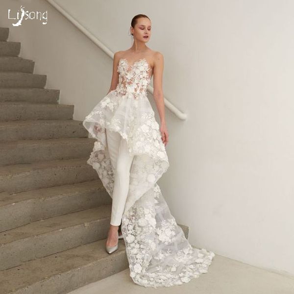 Magnifique robe de mariée trapèze haute et basse avec appliques blanches florales avec train Illusion mariée robe maxi robe de mariée événement de mariage robe personnalisée