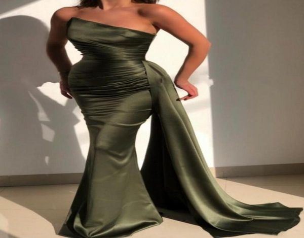 Principios de los vestidos de fiesta de la sirena verde del cazador 2022 sexy sin tirantes sin tirantes pliegues volantes vestidos de noche largos