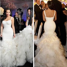 Magnifiques robes de mariée Kim Kardashian avec des volants Tiers sans bretelles sexy sirène mariage robes de mariée chapelle train plus size299g