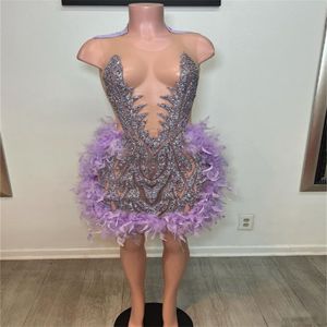 Superbe robe de soirée courte lilas 2024 luxe voir à travers les robes de bal Baddies avec plume Mini cristal diamant soirée cocktail Baddie robe d'anniversaire filles noires