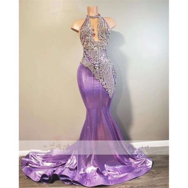 Hermosos vestidos de baile de graduación de color púrpura larga 2024 Mermaid Halter Style Rhinestones Rhinestones Cristales Vestidos para niñas negras 322