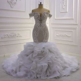 Superbes robes de mariée en dentelle sirène