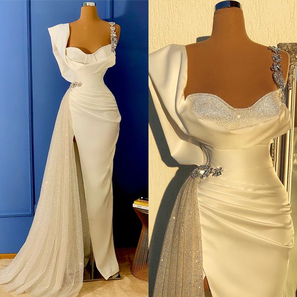 Magníficos vestidos de novia de sirena Art Deco inspirado en el cuello Cuentas de satén Cadena lateral Vestido de corte dividido Sin respaldo Personalizado Por encargo Tallas grandes Vestido de novia Vestidos De Novia