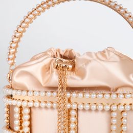 Gorgeous Pearl Metal Cage Evening Bags Women New Boutique Chic And Elegant Hollow Out Metallic Purses And Handbags Wedding Party