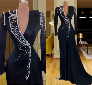 Prachtige parels kralen avondjurken zwart sexy hoge spleet v-hals lange mouwen Arabische abaya prom dress robe soirée