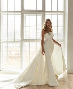 Magnifique robe de mariée sirène grande taille sans bretelles en satin dos nu longueur au sol robe de réception bohème robes de mariée avec train long