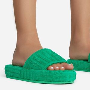 Gotchu Flatform Slider Sandal peut personnalisation d'autres types de pantoufles carrées de luxe de marque verte accessoires chaussures femmes unisexe grande taille semelle fabriquée à la main qualité sl